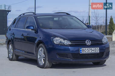 Универсал Volkswagen Golf 2010 в 