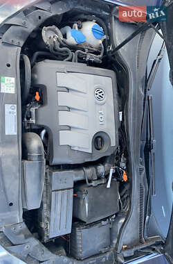 Универсал Volkswagen Golf 2010 в 