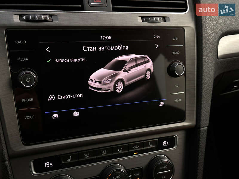 Універсал Volkswagen Golf 2014 в 