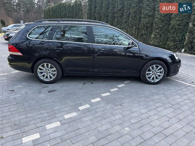 Универсал Volkswagen Golf 2007 в Шепетовке