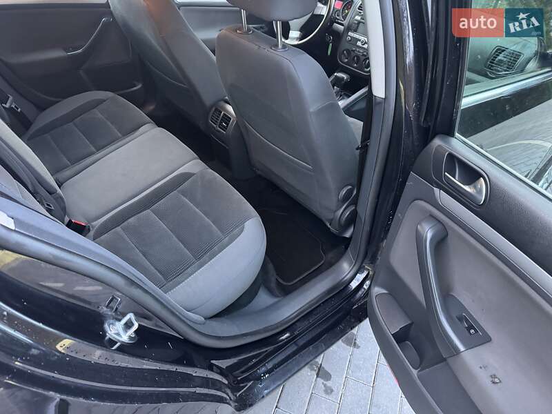 Универсал Volkswagen Golf 2007 в Шепетовке