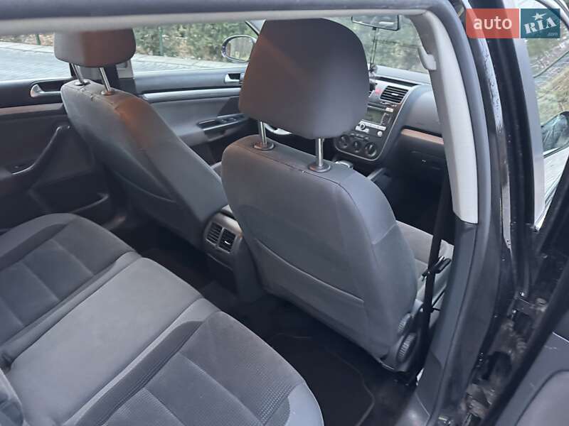 Универсал Volkswagen Golf 2007 в Шепетовке