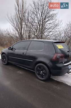 Хэтчбек Volkswagen Golf 2006 в 