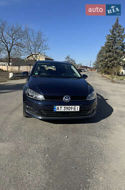 Универсал Volkswagen Golf 2015 в Ивано-Франковске