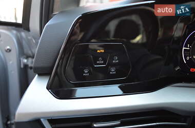 Универсал Volkswagen Golf 2021 в 