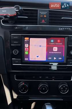 Хетчбек Volkswagen Golf 2018 в 