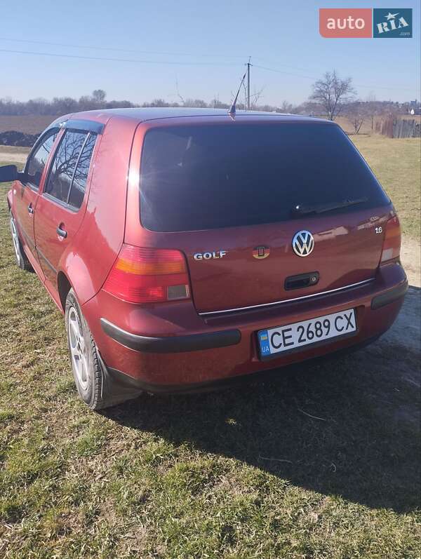 Хэтчбек Volkswagen Golf 1998 в Кицмани