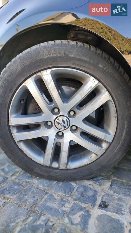 Універсал Volkswagen Golf 2012 в Вараші