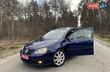 Хетчбек Volkswagen Golf 2008 в 