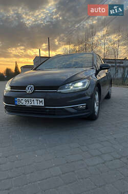 Универсал Volkswagen Golf 2018 в 