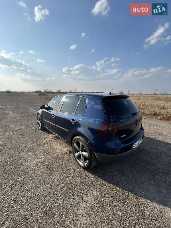 Хэтчбек Volkswagen Golf 2006 в Белзе