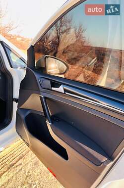 Универсал Volkswagen Golf 2014 в 