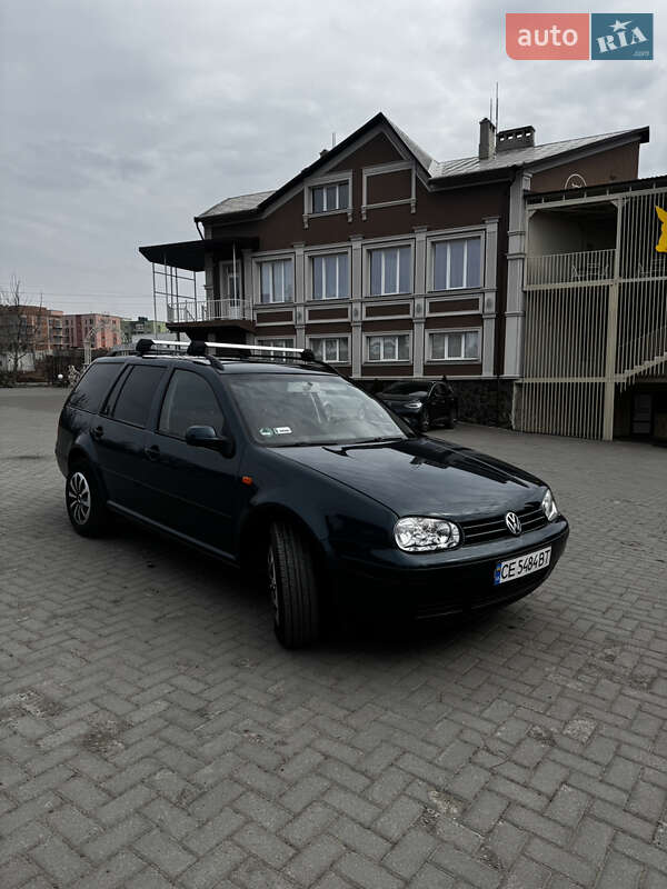 Volkswagen Golf 2004