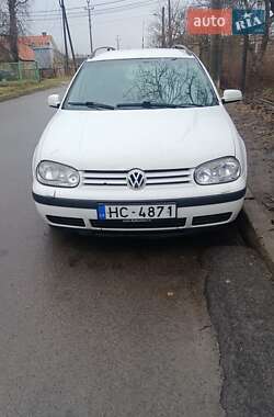 Хэтчбек Volkswagen Golf 2001 в 
