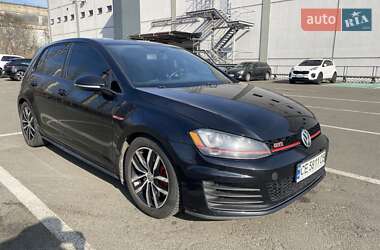 Хетчбек Volkswagen Golf 2016 в 