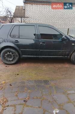 Хэтчбек Volkswagen Golf 2000 в Житомире