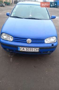 Хетчбек Volkswagen Golf 1999 в 