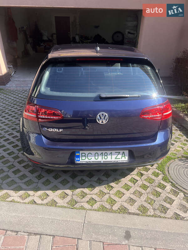 Універсал Volkswagen Golf 2015 в Львові