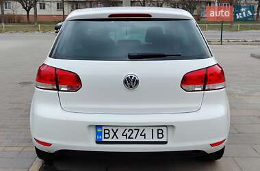Хэтчбек Volkswagen Golf 2009 в 