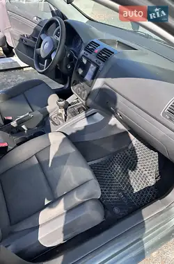 Volkswagen Golf 2005