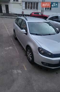 Універсал Volkswagen Golf 2011 в 