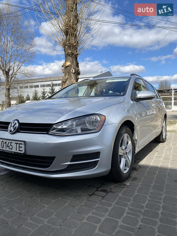 Volkswagen Golf 2015