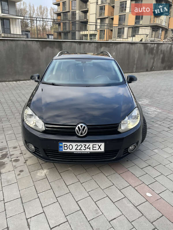 Универсал Volkswagen Golf 2012 в Тернополе