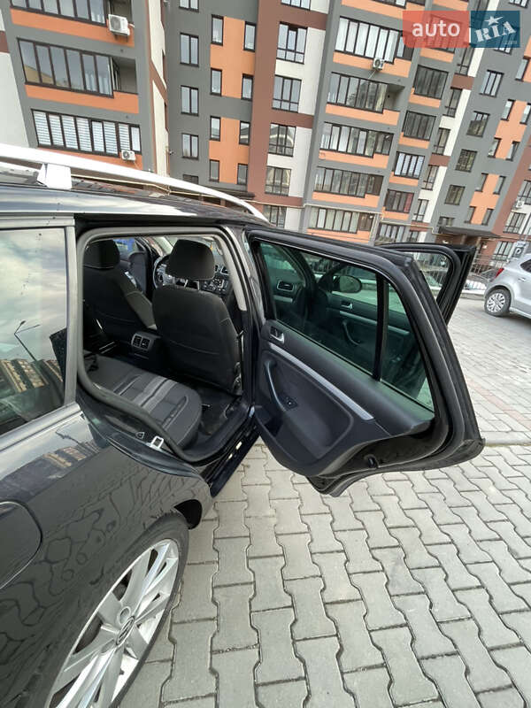 Универсал Volkswagen Golf 2012 в Тернополе