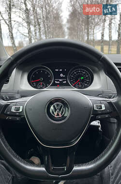 Универсал Volkswagen Golf 2015 в 