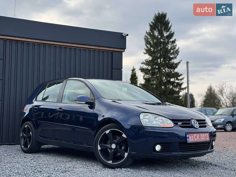 Хетчбек Volkswagen Golf 2008 в Дрогобичі