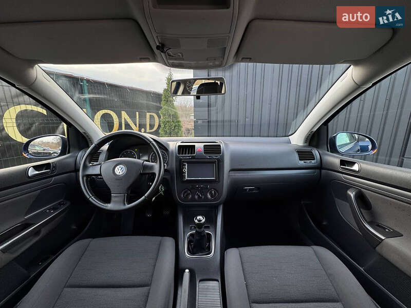 Хетчбек Volkswagen Golf 2008 в Дрогобичі