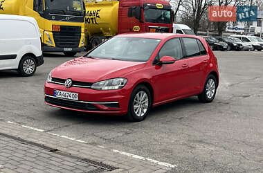 Хэтчбек Volkswagen Golf 2017 в 