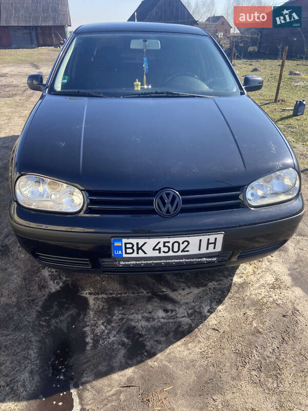 Volkswagen Golf 2000