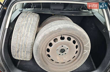 Універсал Volkswagen Golf 2009 в 