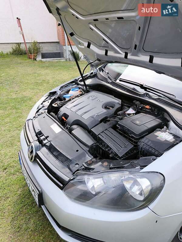 Универсал Volkswagen Golf 2012 в Львове