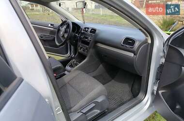 Универсал Volkswagen Golf 2012 в 