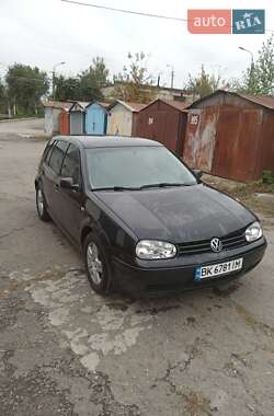 Хетчбек Volkswagen Golf 1999 в 