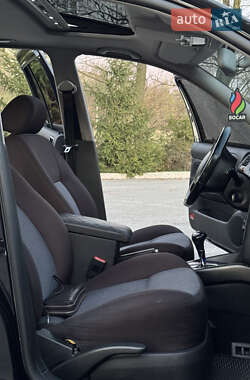 Хэтчбек Volkswagen Golf 2002 в 