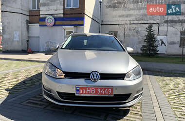 Універсал Volkswagen Golf 2015 в 