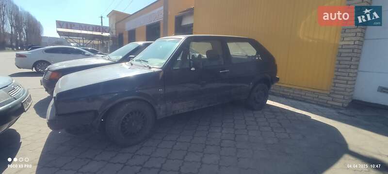Хэтчбек Volkswagen Golf 1987 в 