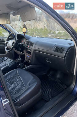 Универсал Volkswagen Golf 2000 в 