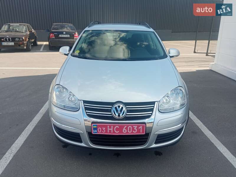 Универсал Volkswagen Golf 2007 в Киеве