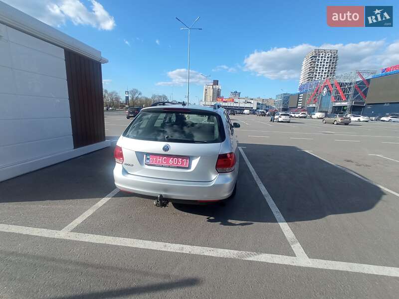 Универсал Volkswagen Golf 2007 в Киеве