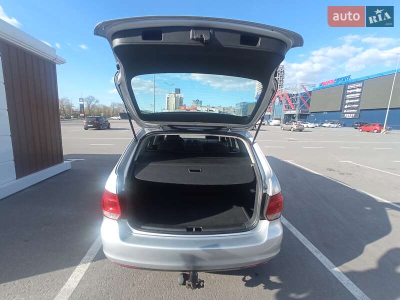 Универсал Volkswagen Golf 2007 в Киеве