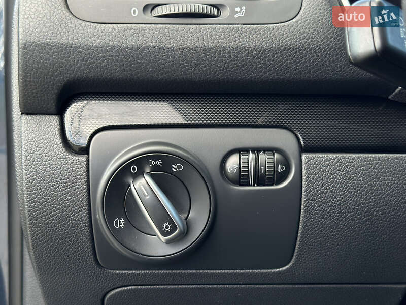 Універсал Volkswagen Golf 2010 в Ковелі