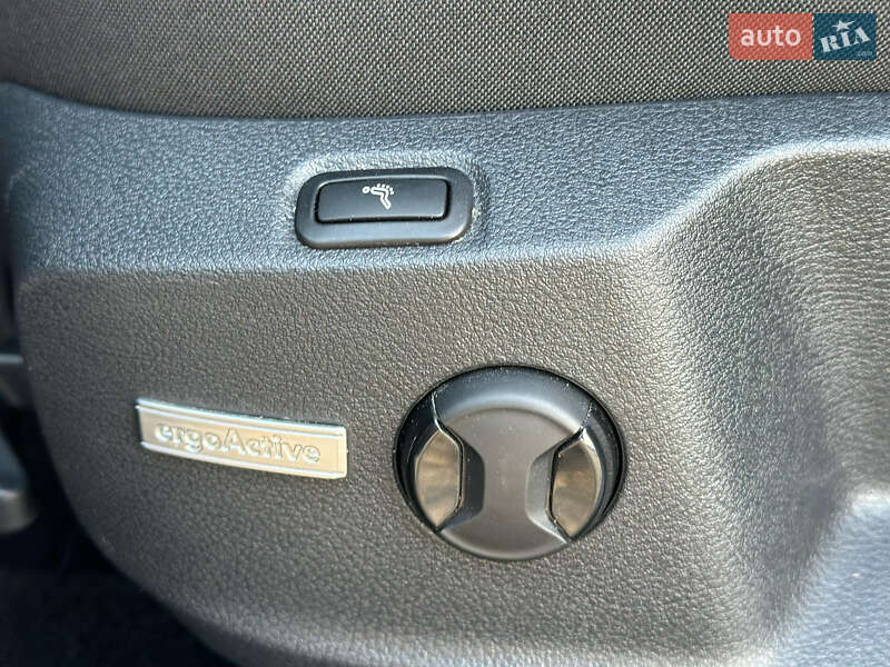 Універсал Volkswagen Golf 2019 в Бродах