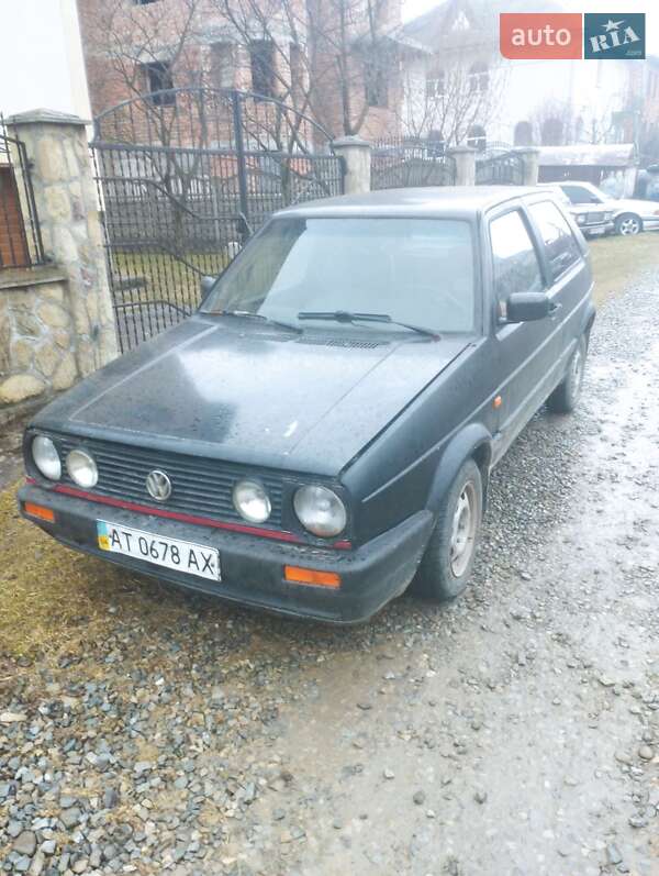 Хэтчбек Volkswagen Golf 1986 в 