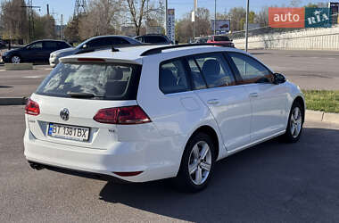 Универсал Volkswagen Golf 2015 в 