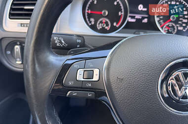 Универсал Volkswagen Golf 2015 в 