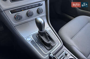 Универсал Volkswagen Golf 2015 в 